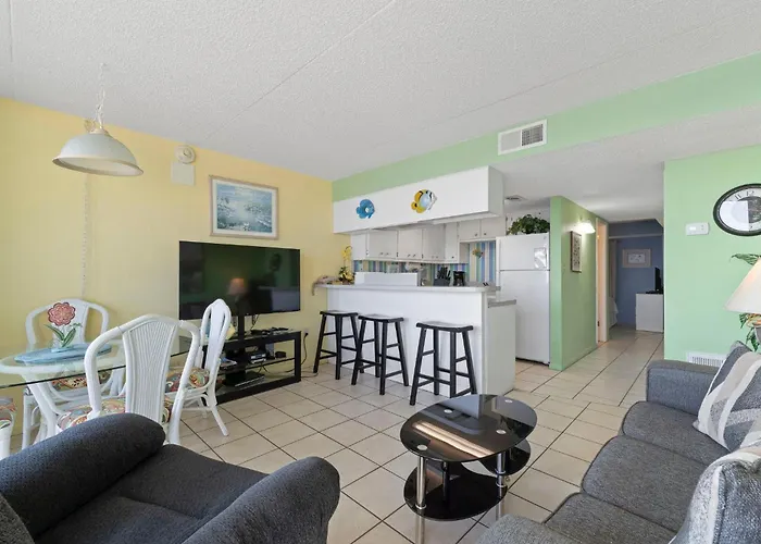 Holiday home Island Winds East Unit 704