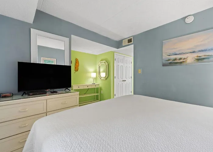 Island Winds East Unit 704 Holiday home *